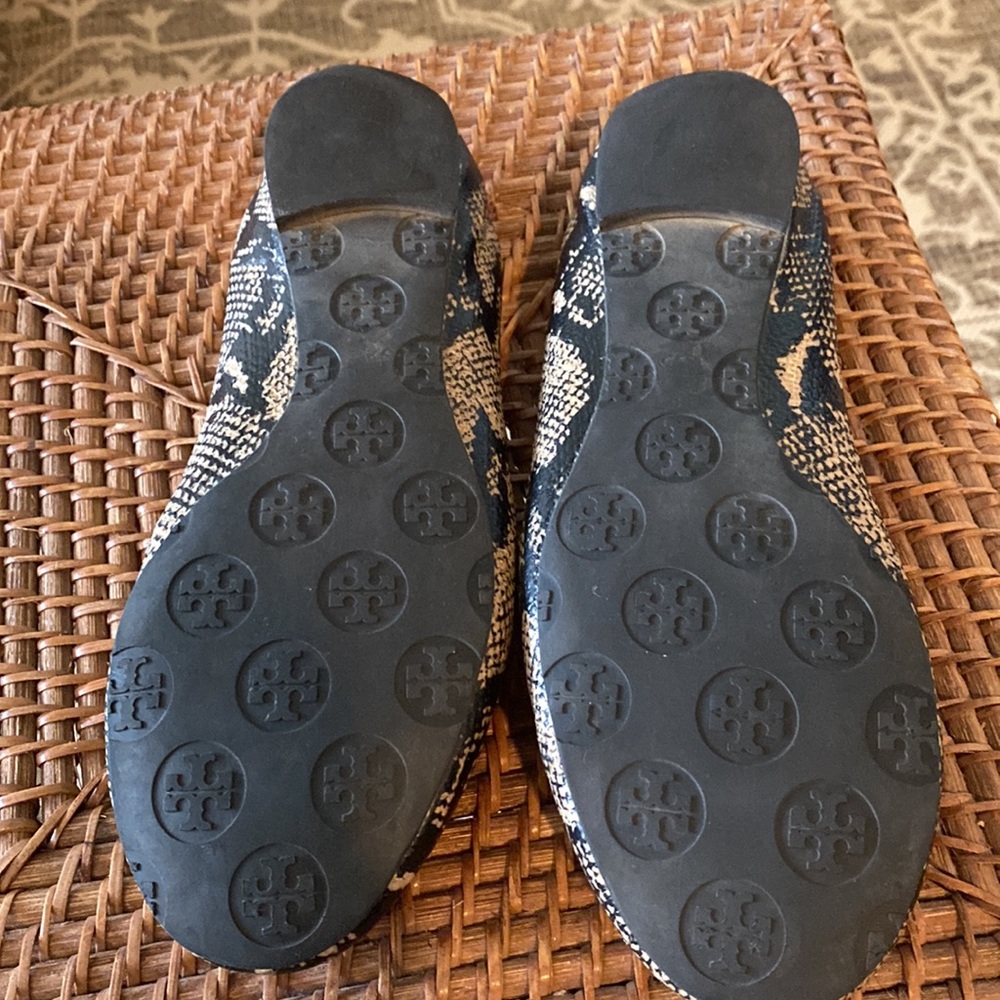 Tory Burch Flats - Picture 3 of 9